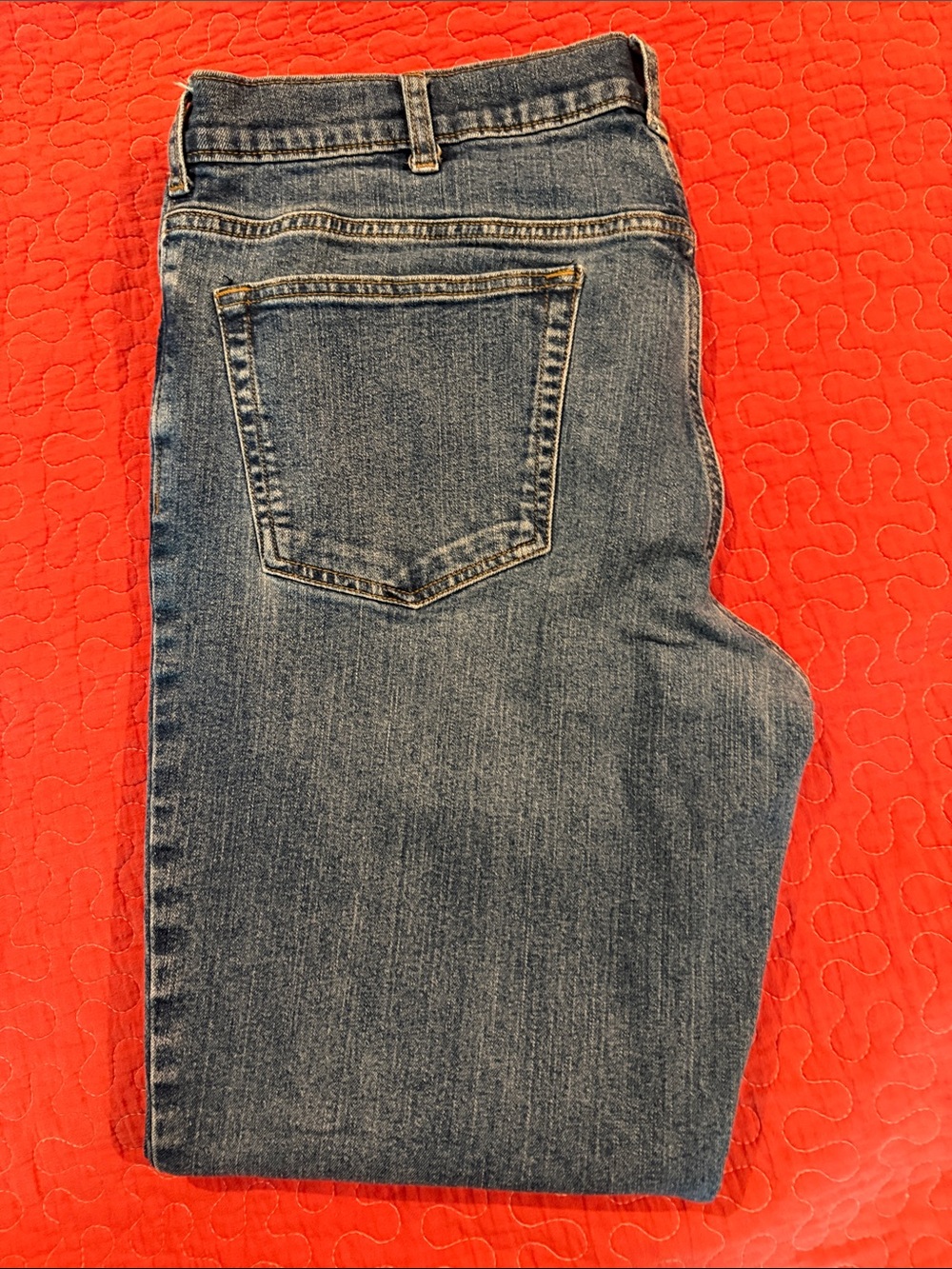 Sonoma Men’s Relaxed Straight-Leg Jeans in Medium Blue